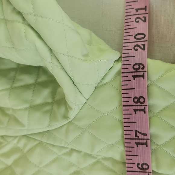 Ann Taylor Loft Light Lime Green Quilted Jacket. Size 12 - Picture 6 of 9